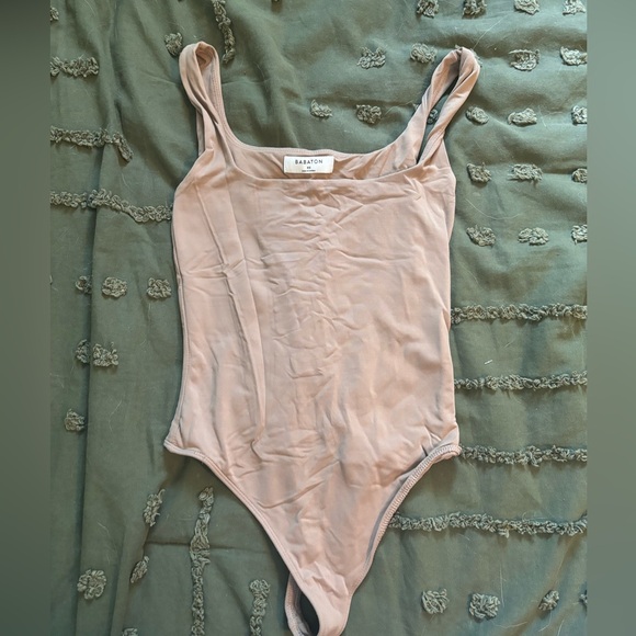 Babaton one piece - Picture 1 of 2